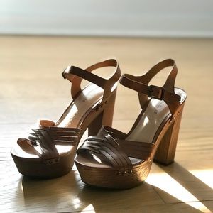 Indigo Rd 7.5 Brown Platform Heels